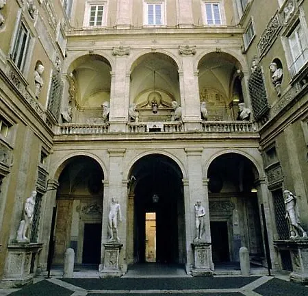 Casa Funari * Rome